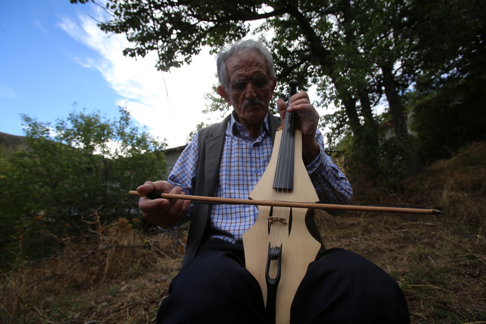 Hem okuyor hem yazıyor hem yapıyor 3