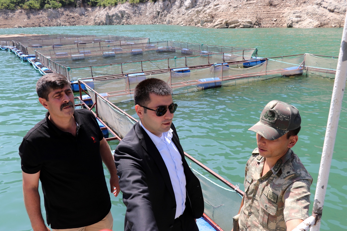 Torul barajında alabalık üretimi 32