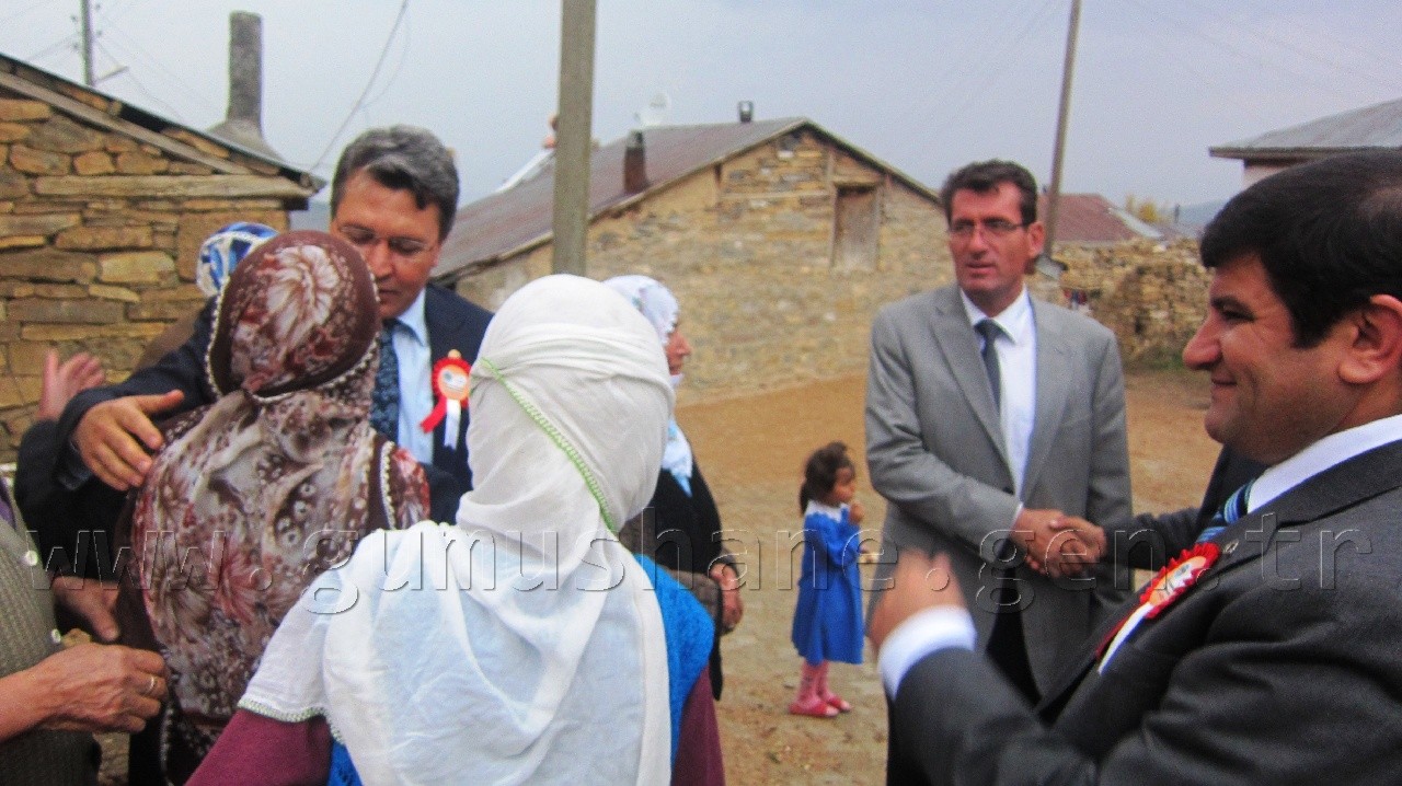 Üstün'den Kadın Muhtara Ziyaret 3