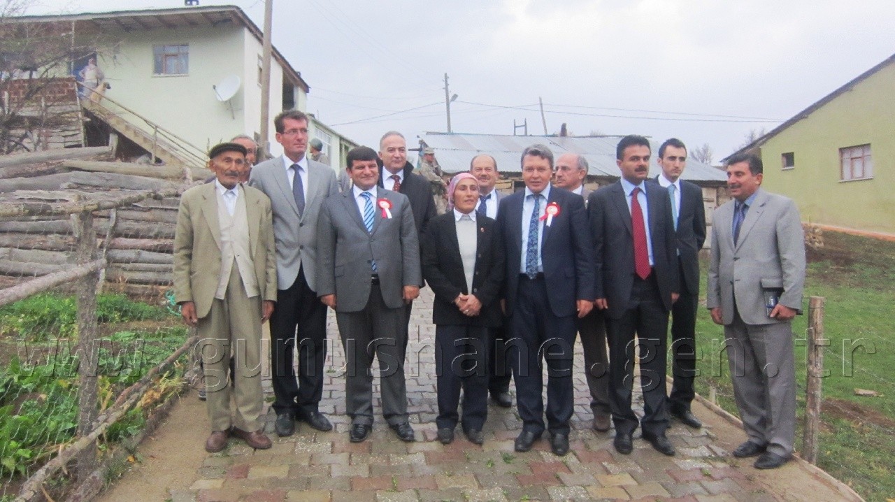 Üstün'den Kadın Muhtara Ziyaret 5