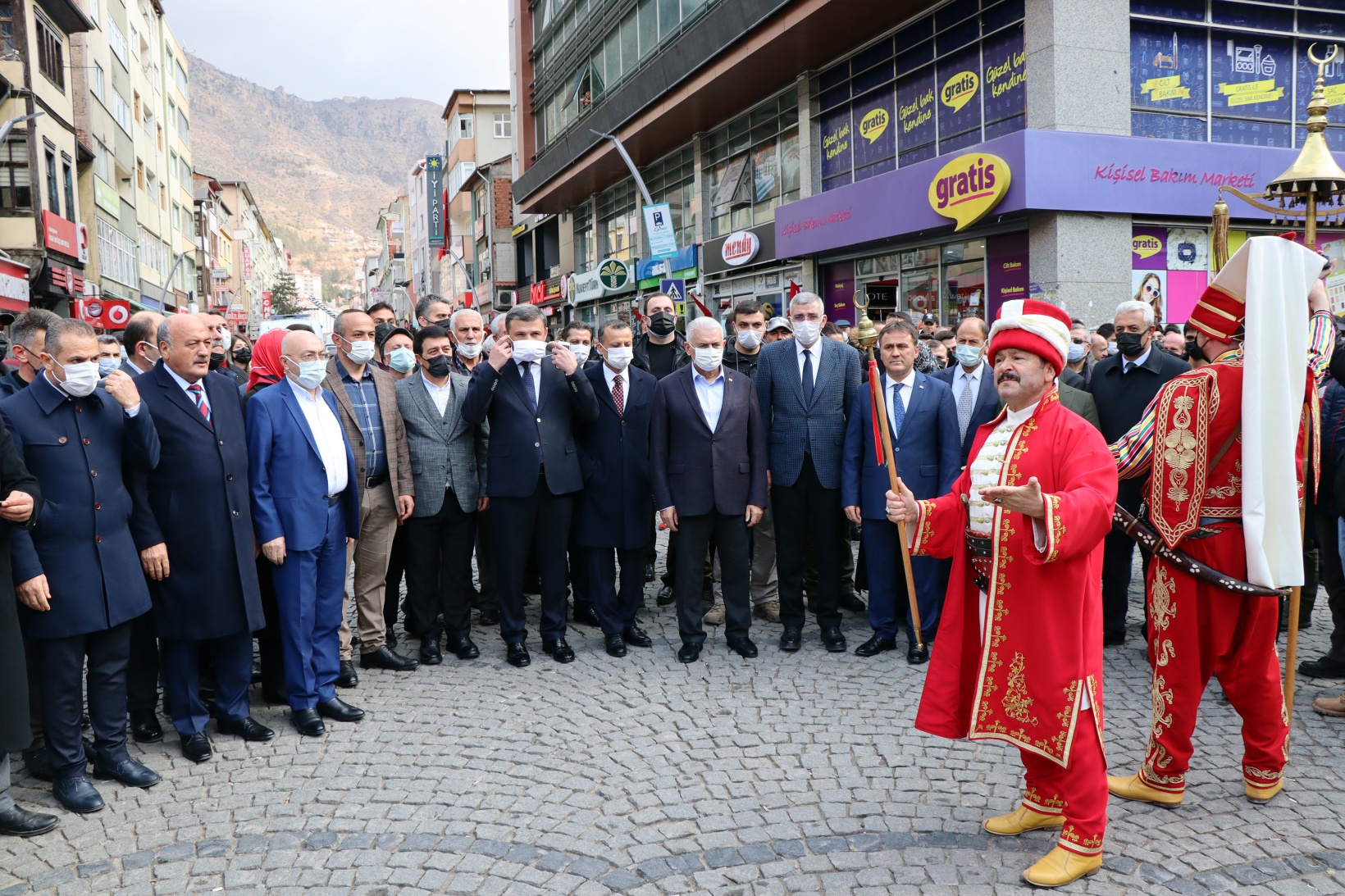 AK Parti Genel Başkanvekili Binali Yıldırım Gümüşhane’de 16