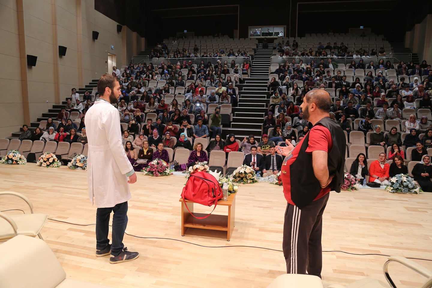 GÜ'de Doğum öncesi ve sonrası bakım yönetimi paneli yapıldı 11