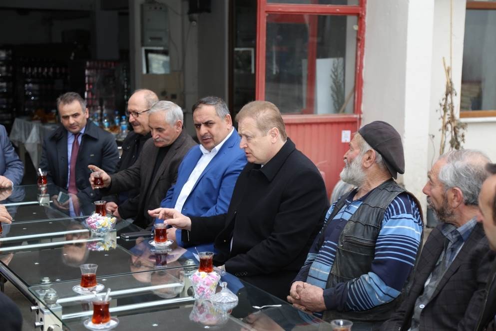 Vali Yavuz Sanayi esnafıyla bir araya geldi 4