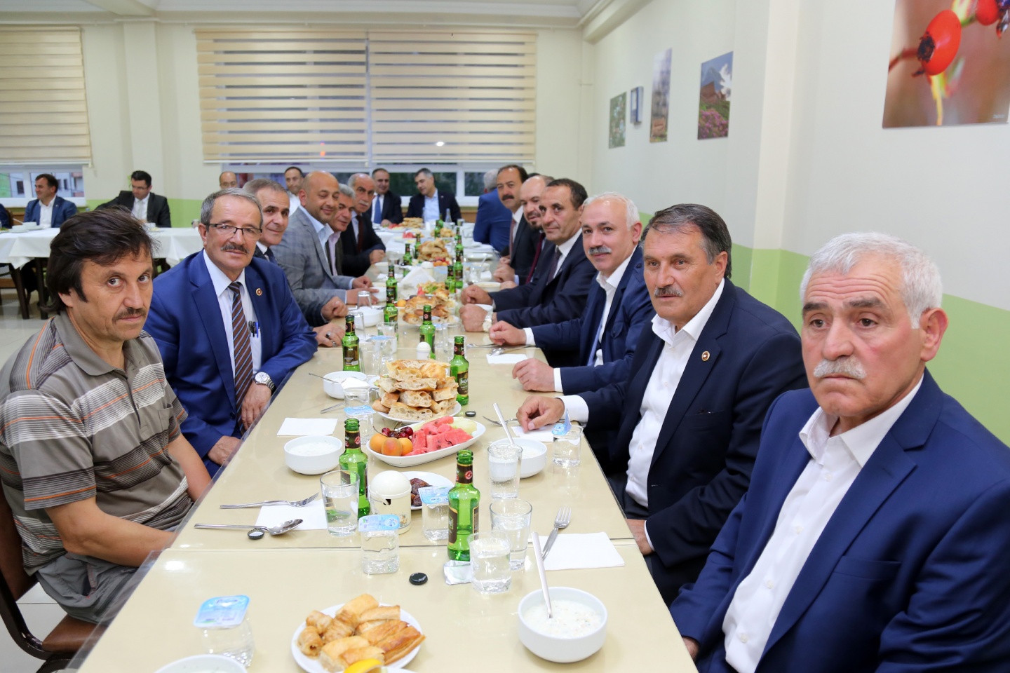 Gümüşhane protokolü Özel İdare’nin iftarında buluştu 4