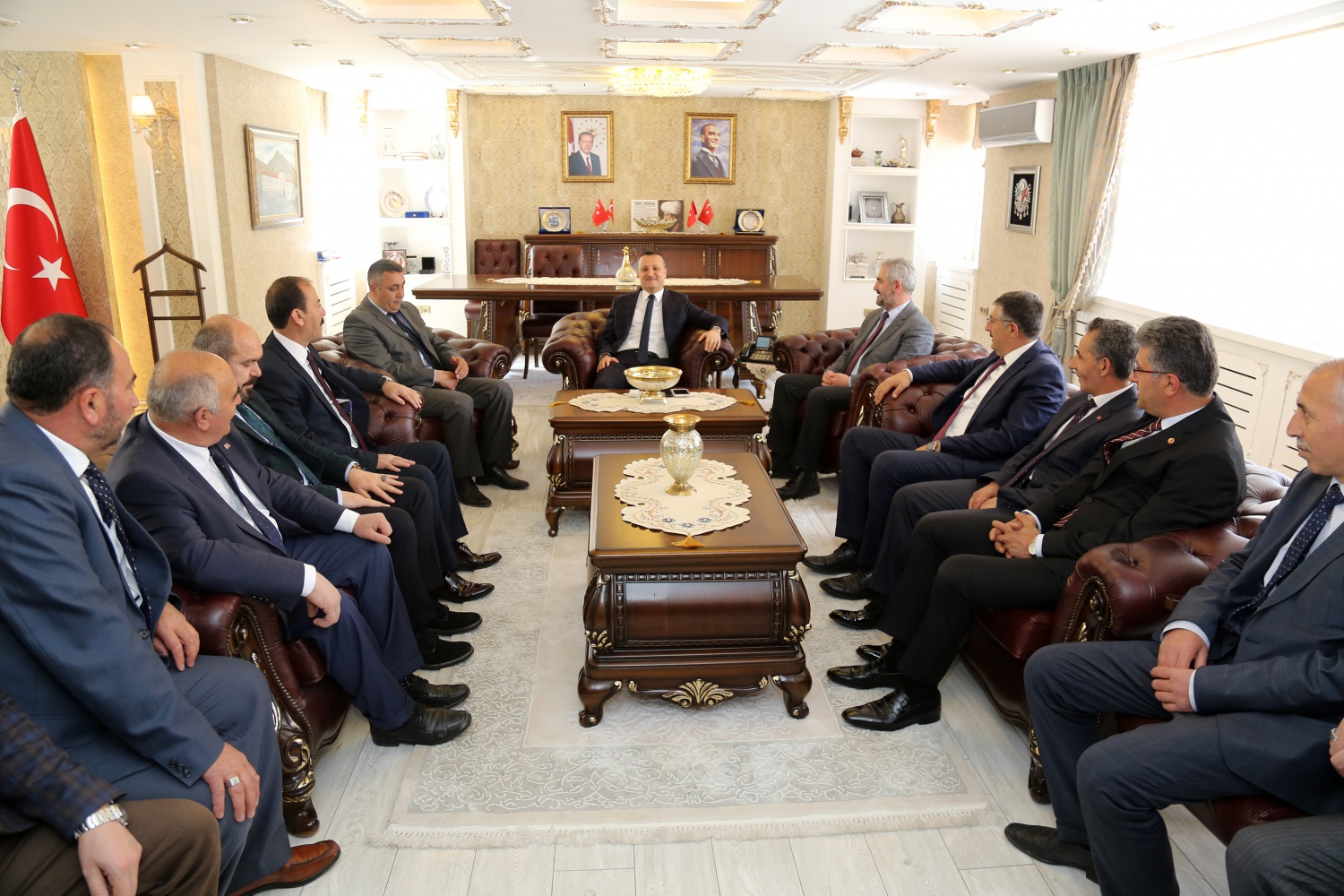 İl Genel Meclisinden ilk ziyaret Vali Taşbilek’e 12