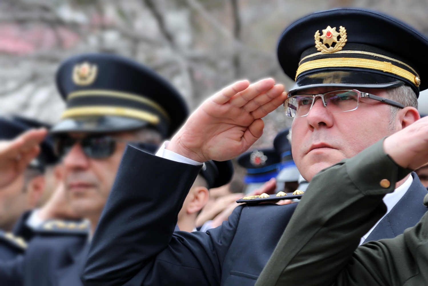 Pehlivan müdür memleketine uğurlandı 1