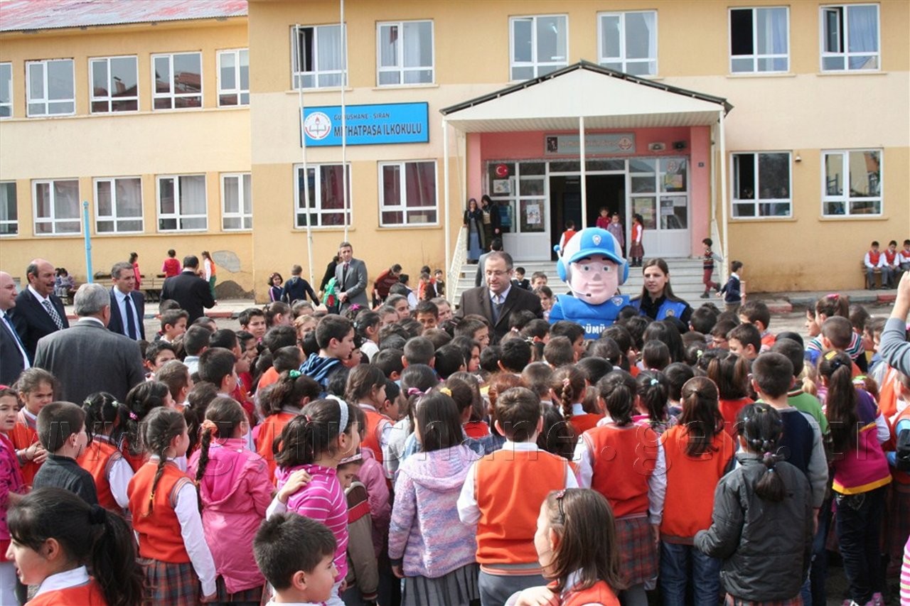 Gümüş Çocuk Şiran'da Öğrencilerle Buluştu 3