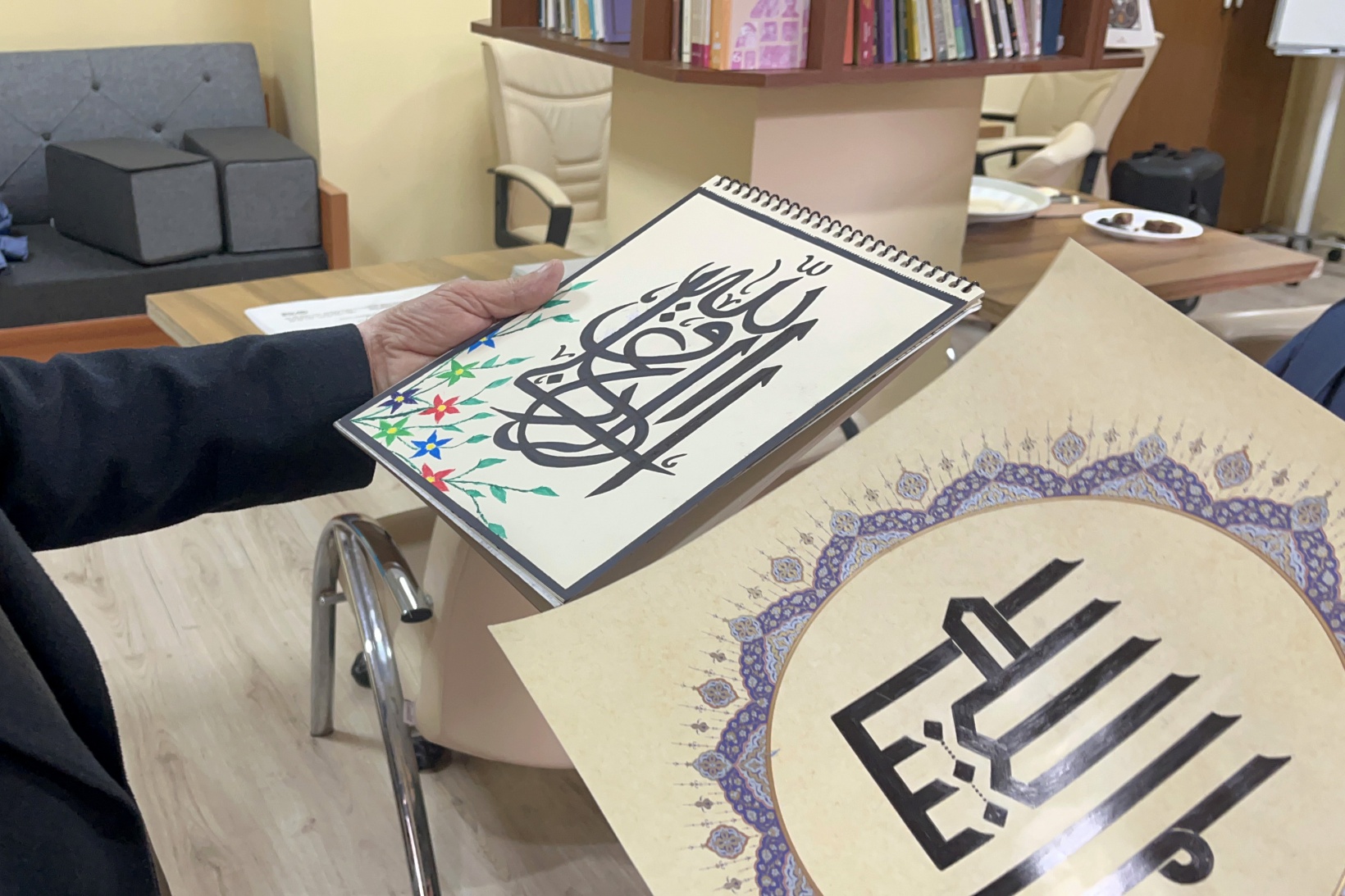 Gümüşhane'de Üniversite öğrencileri Hüsn-İ Hat sanatını öğreniyor 3