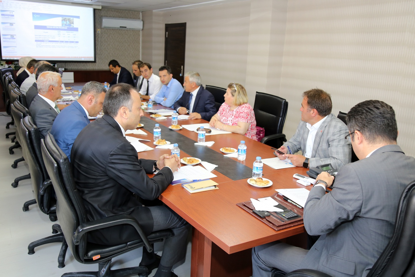 'Hizmet sektörüne hazırlıklı olun' 2