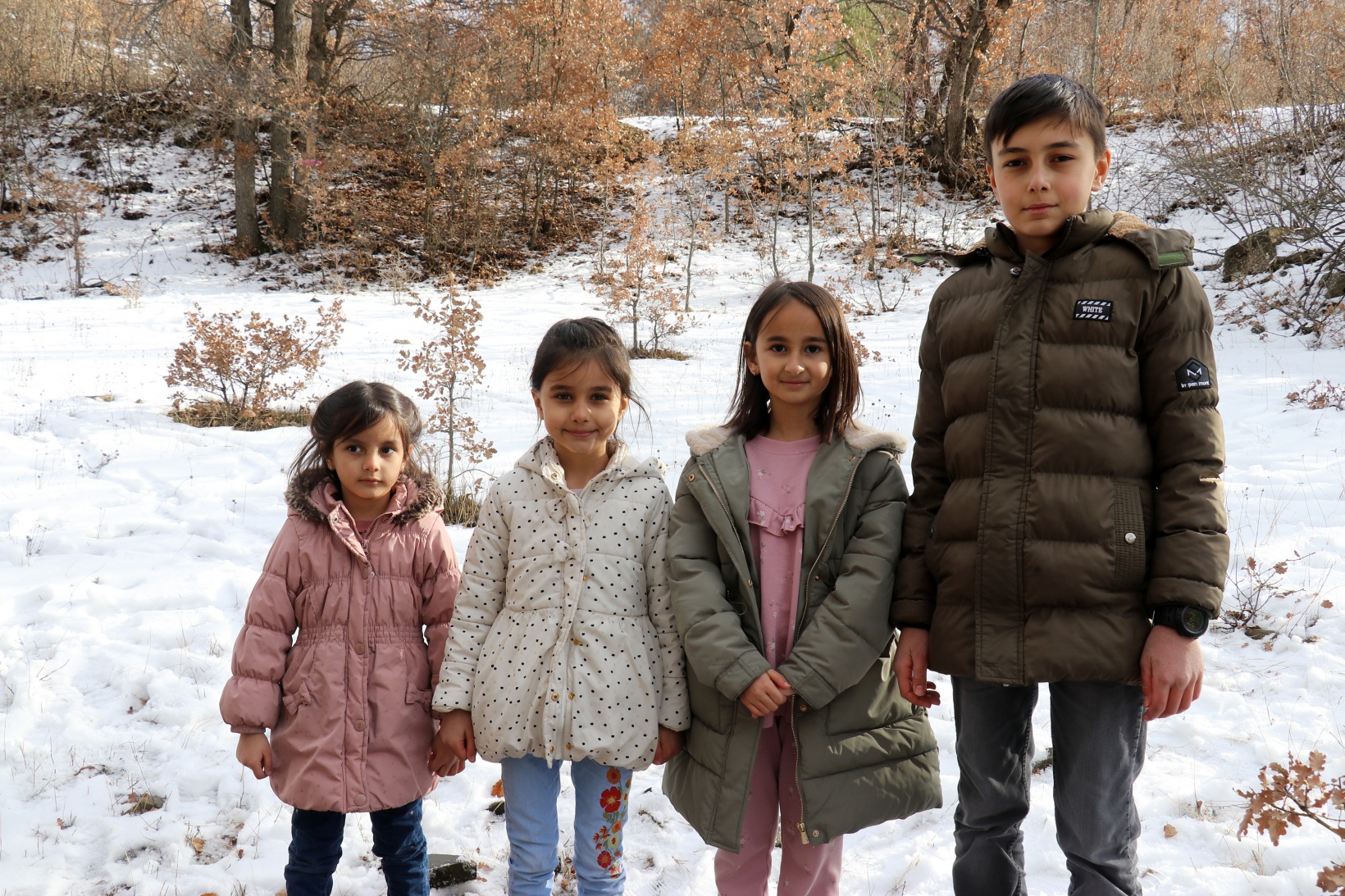 Gümüşhane’de çocuklar kuş yemliği yaparak mutlu oluyor 6