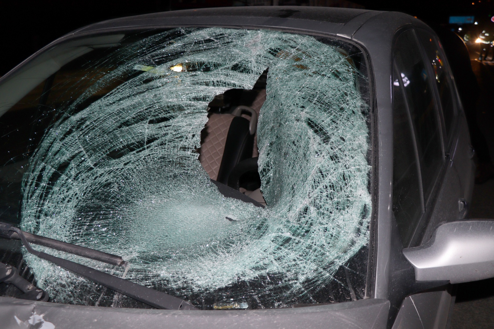 Karşıdan karşıya geçmek isterken canından oldu 7