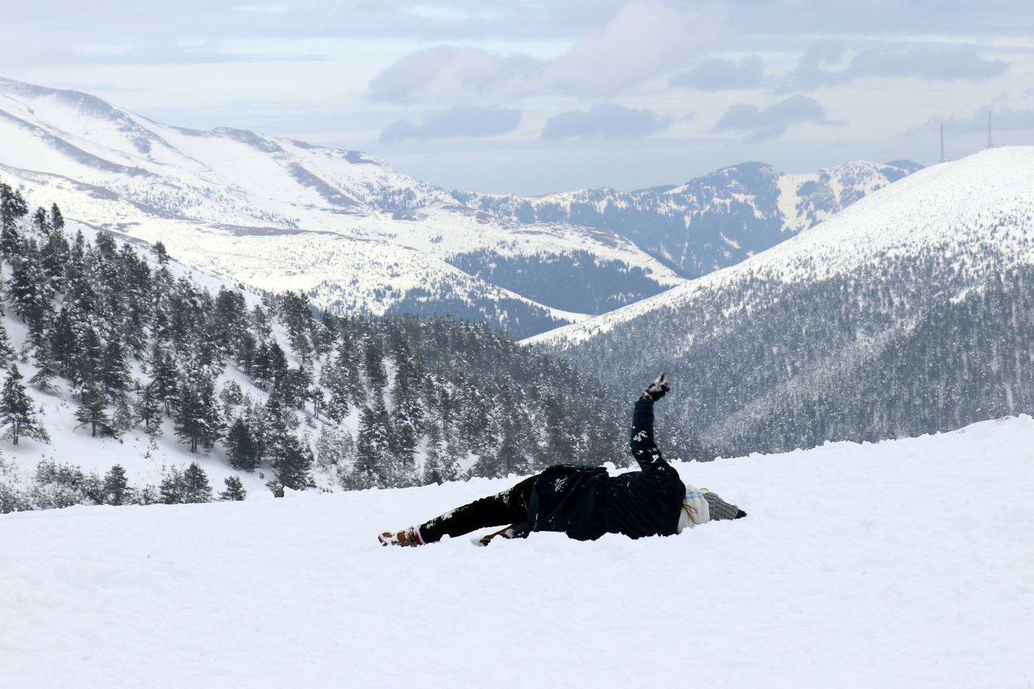 Zigana dağında kar kalınlığı 80 santimetreye ulaştı, kayak sezonu başladı 5
