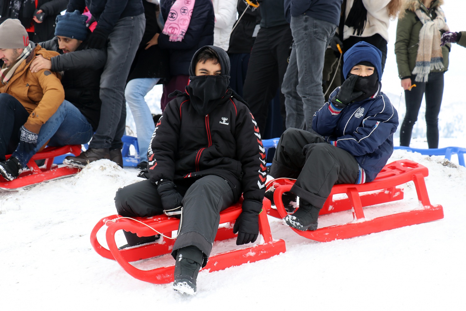 Zigana dağında kar kalınlığı 80 santimetreye ulaştı, kayak sezonu başladı 16