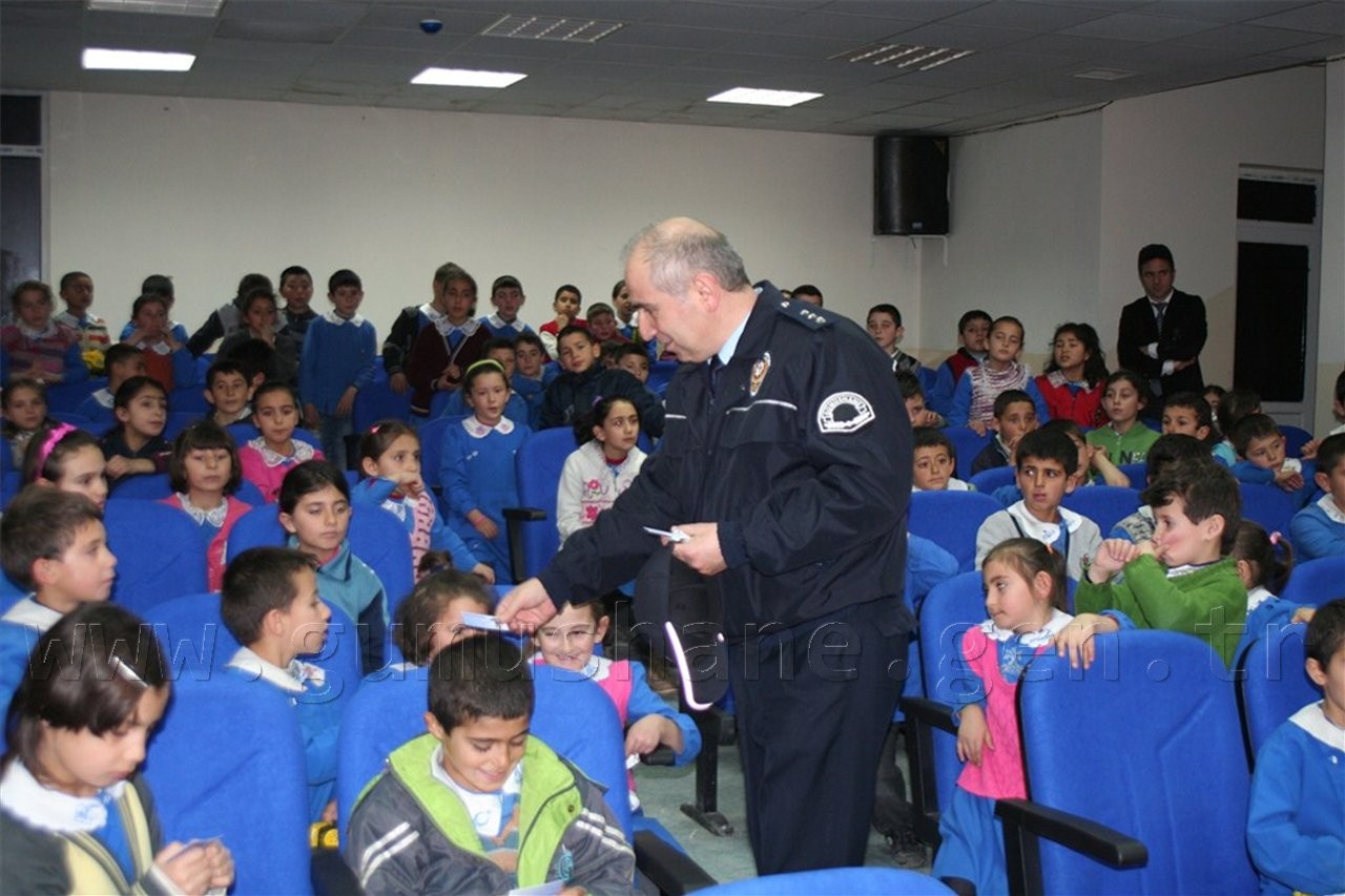 Gümüş Çocuk Şiran'da Öğrencilerle Buluştu 8