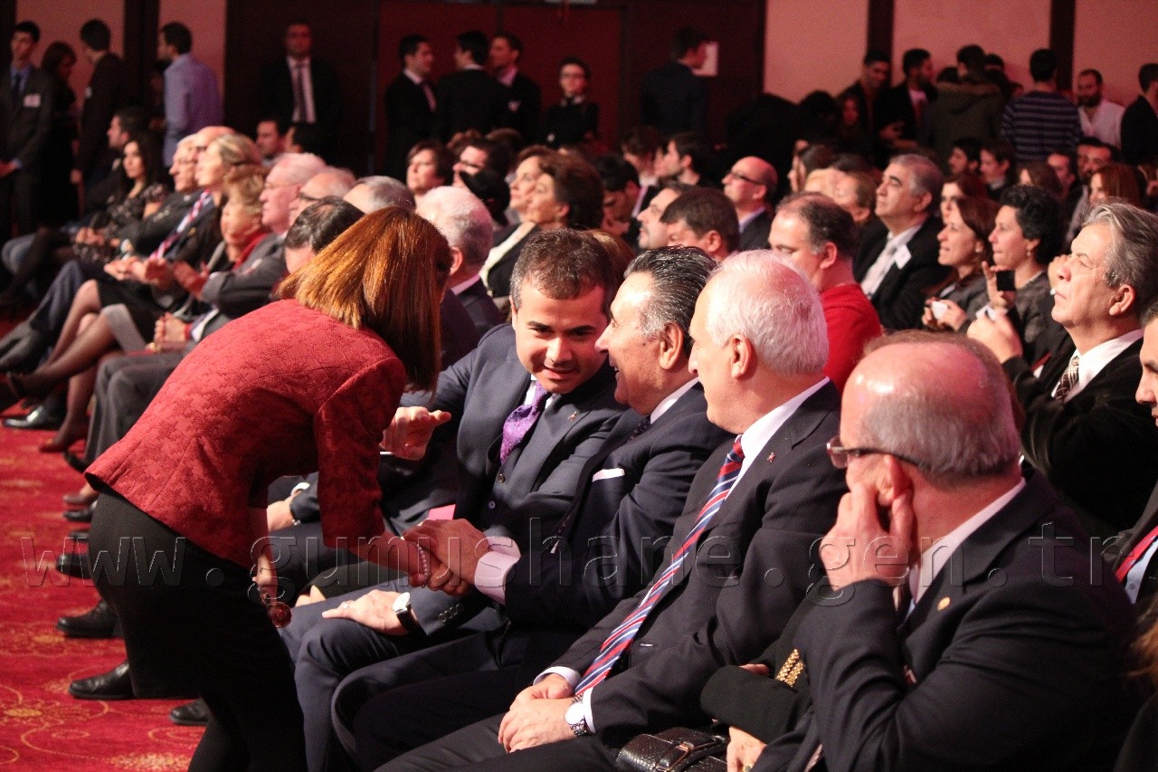 Genç İletişimciler Yarışmasında GİF'e iki ödül 6