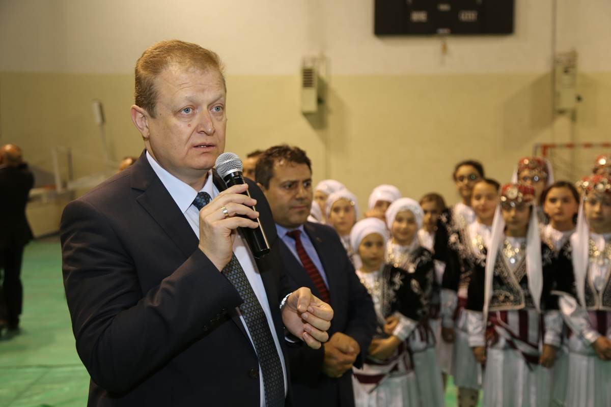 Gümüşhane’de Okullar ve Kulüplerarası Halk Oyunları Yarışması Yapıldı 16