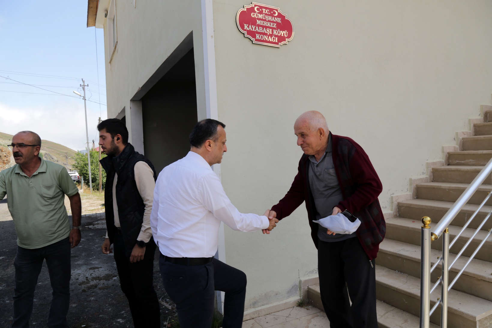 Vali Taşbilek’ten Yağmurdere vadisindeki 13 köye ziyaret 9