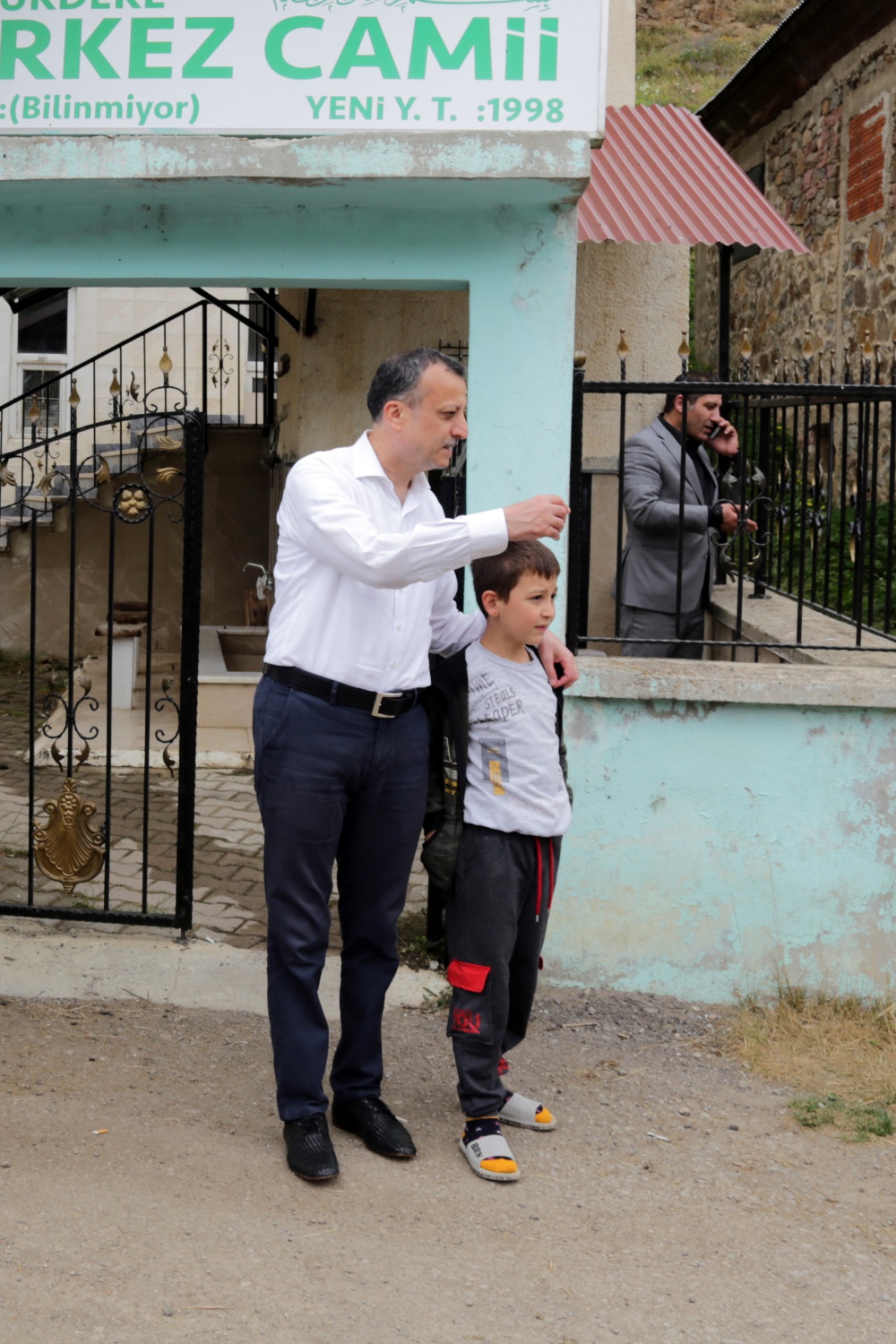 Vali Taşbilek’ten Yağmurdere vadisindeki 13 köye ziyaret 37