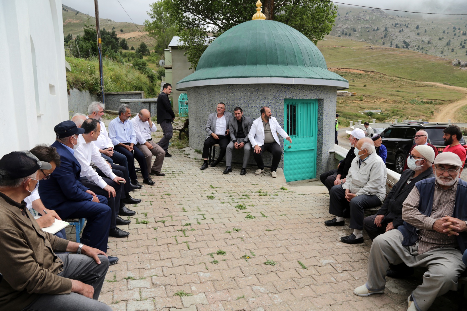 Vali Taşbilek’ten Yağmurdere vadisindeki 13 köye ziyaret 59