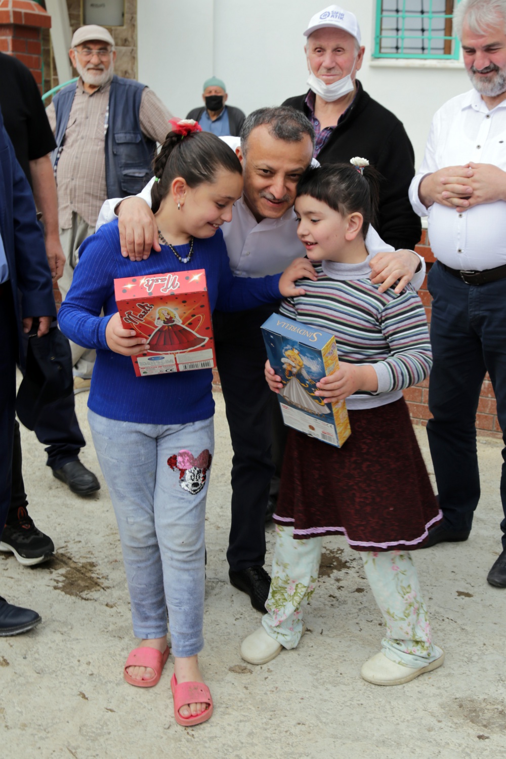 Vali Taşbilek’ten Yağmurdere vadisindeki 13 köye ziyaret 32