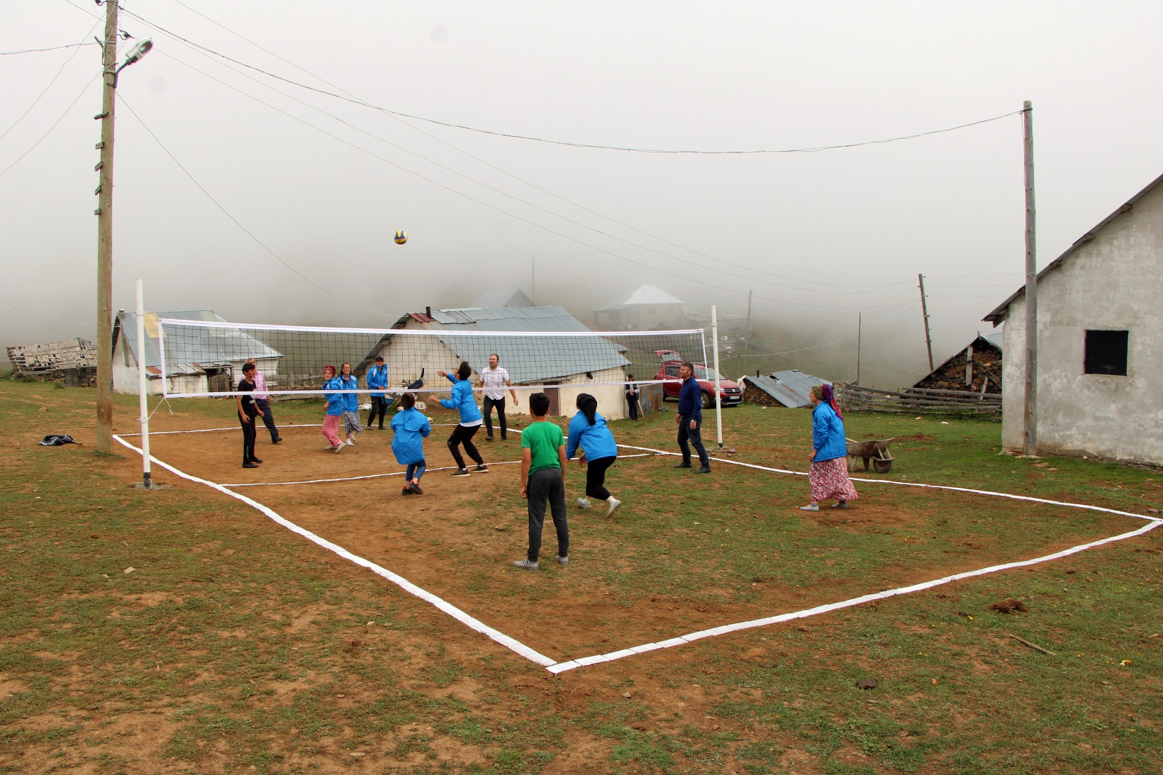 Yaylanın sultanlarına saha ve forma desteği 12