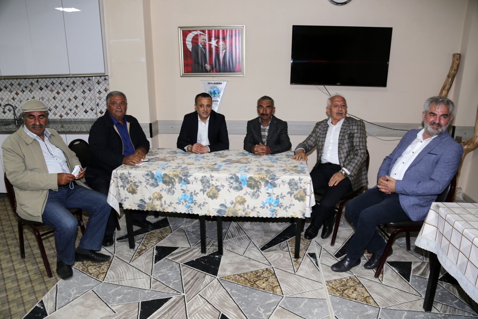 Vali Taşbilek’ten Yağmurdere vadisindeki 13 köye ziyaret 61