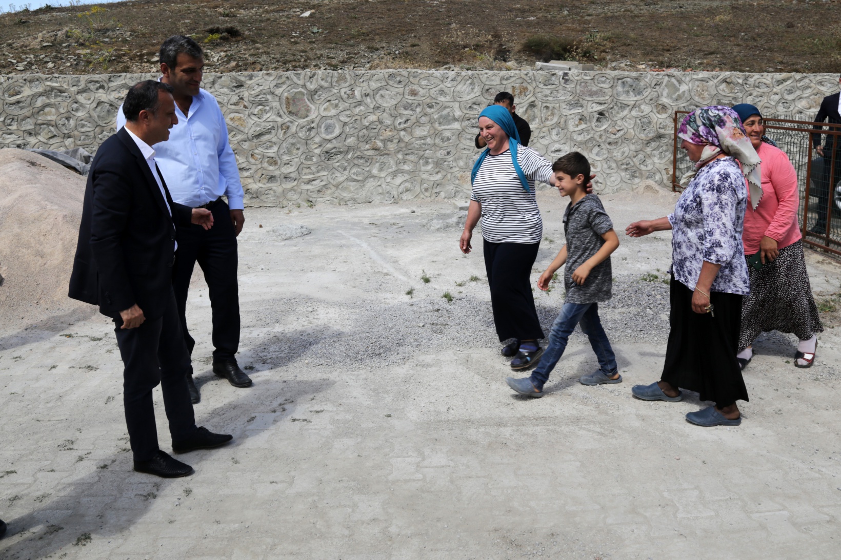 Vali Taşbilek’in köy ziyaretleri devam ediyor 39