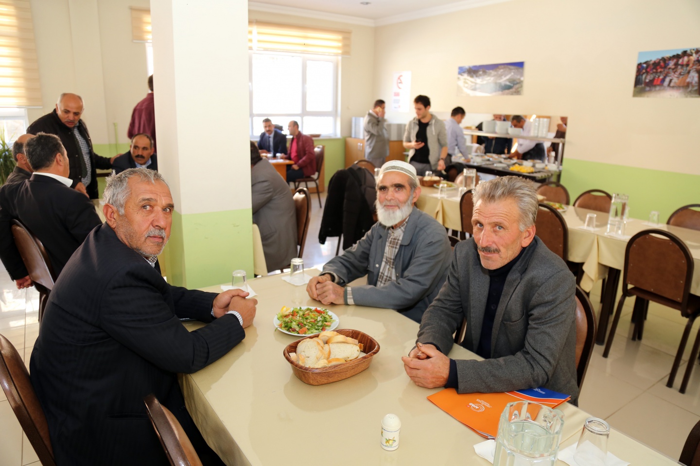 Muhtarlar yemekte buluştu 7