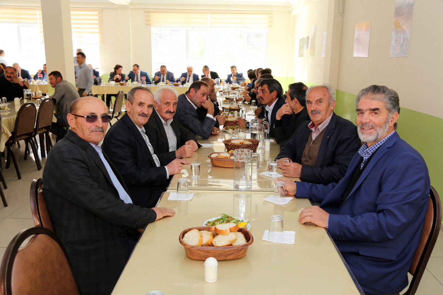 Muhtarlar yemekte buluştu 13