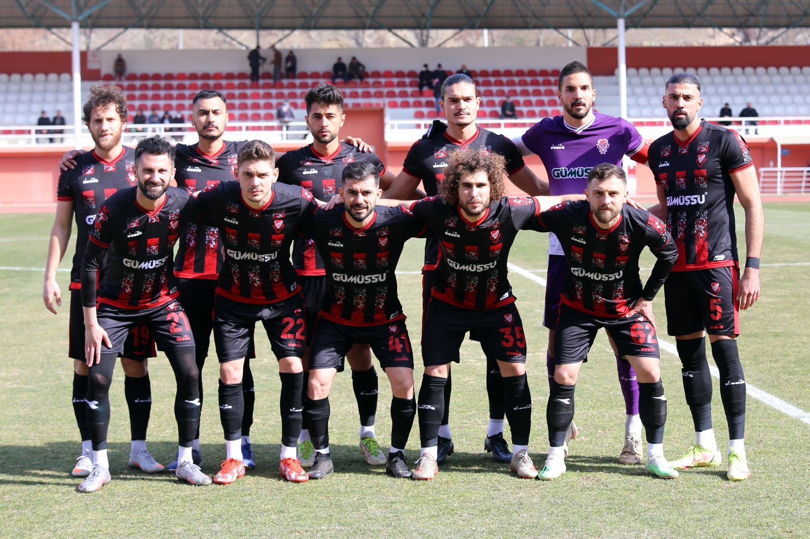 Gümüş evinde yıkıldı: 2-3 16