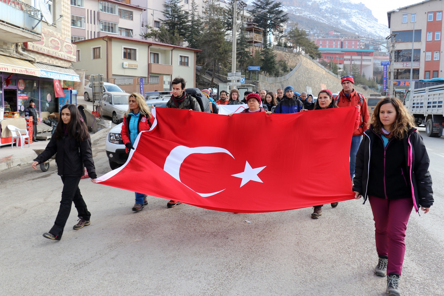 Türkiye'nin dört bir yanından dağcılar Zigana'da kamp kuracak 18