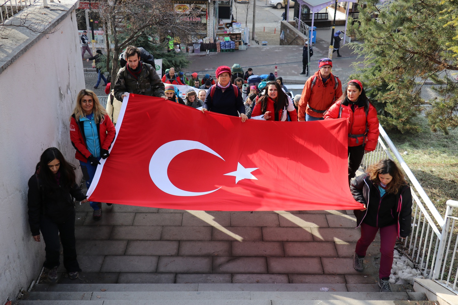 Türkiye'nin dört bir yanından dağcılar Zigana'da kamp kuracak 28