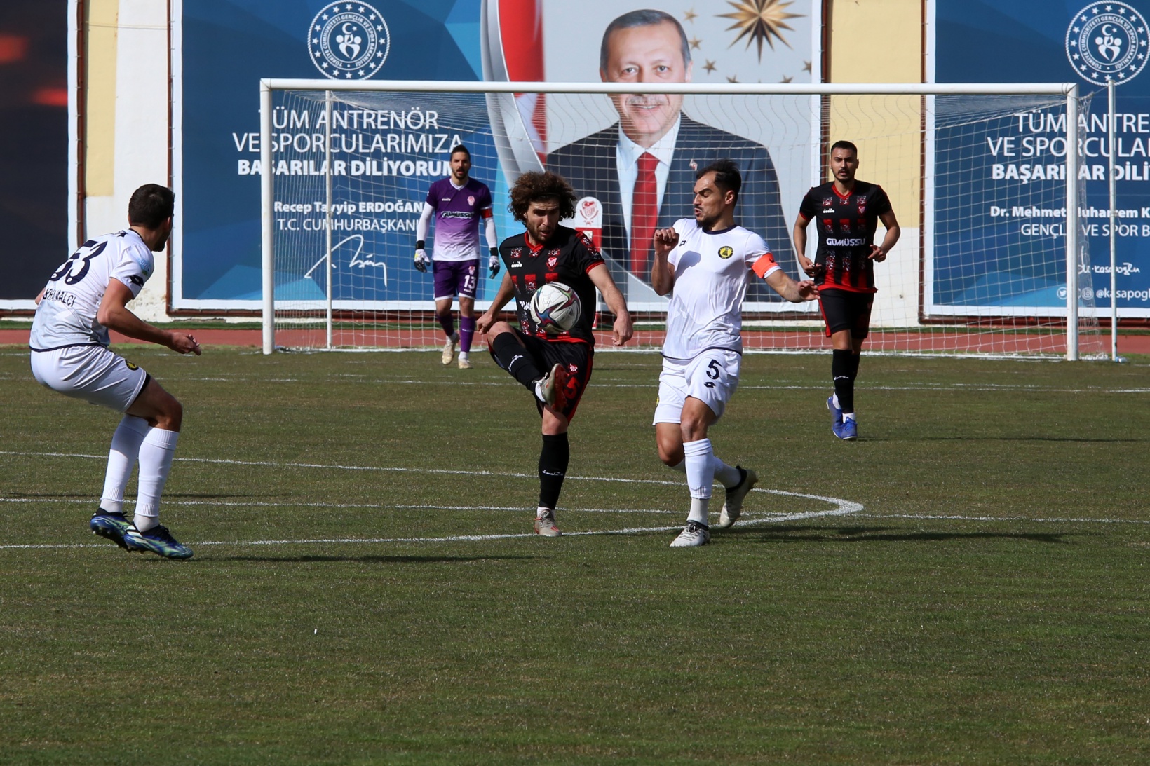 Gümüş evinde yıkıldı: 2-3 27