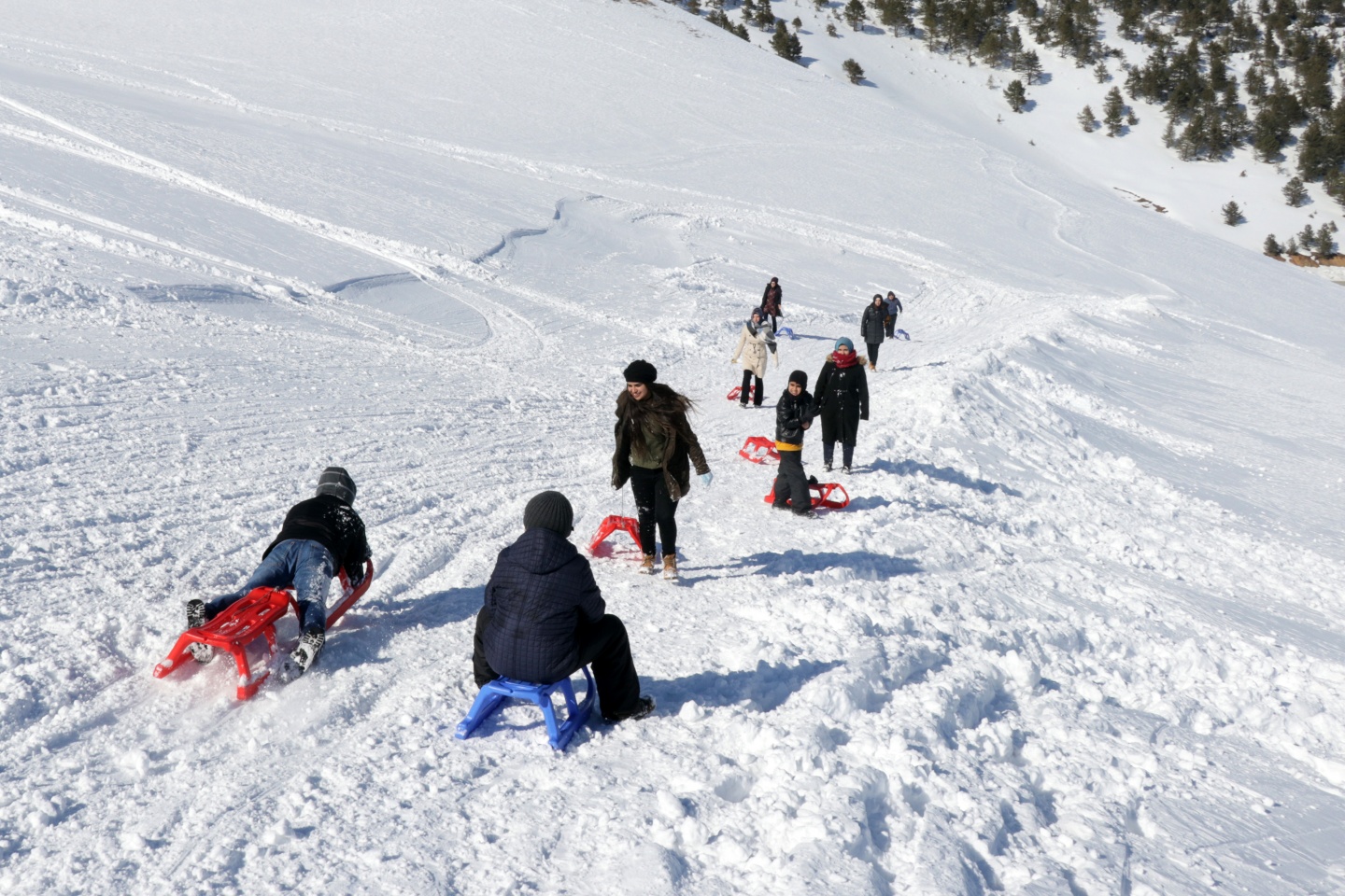Düştüler, kalktılar yine kaydılar 15