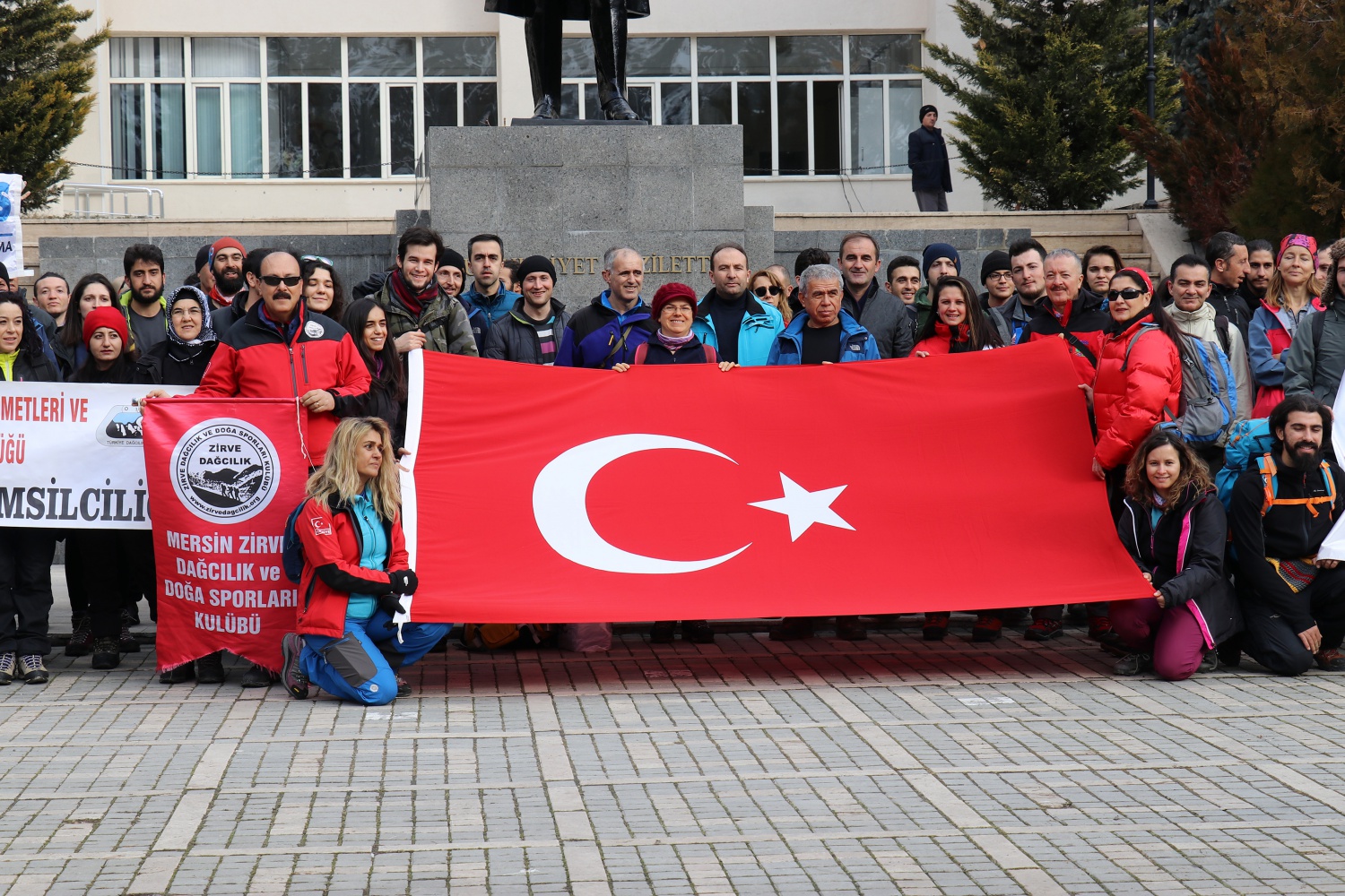 Türkiye'nin dört bir yanından dağcılar Zigana'da kamp kuracak 39