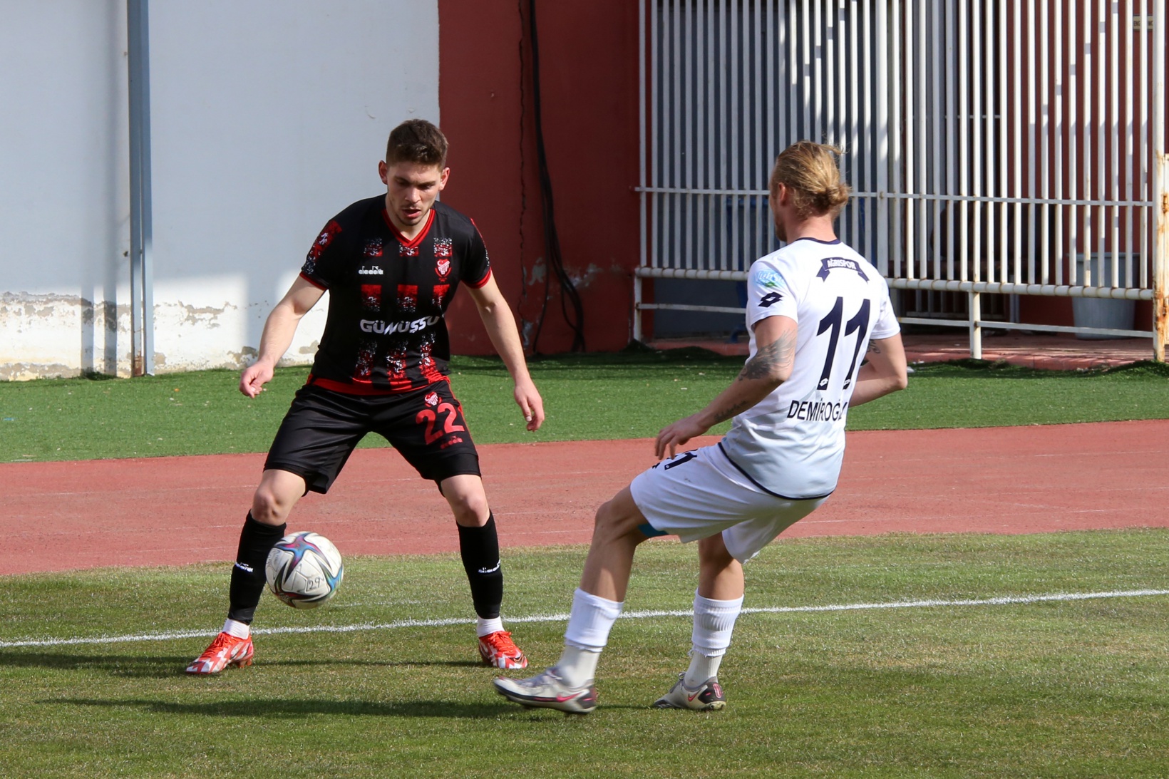 Gümüş evinde yıkıldı: 2-3 1