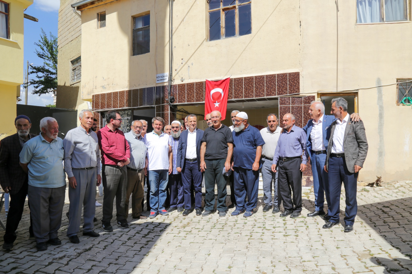 Vali Taşbilek'ten en uzak köylere ziyaret 30