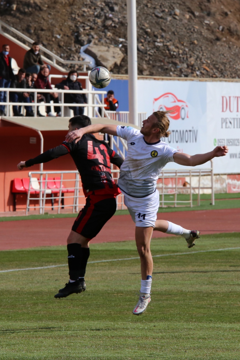 Gümüş evinde yıkıldı: 2-3 2