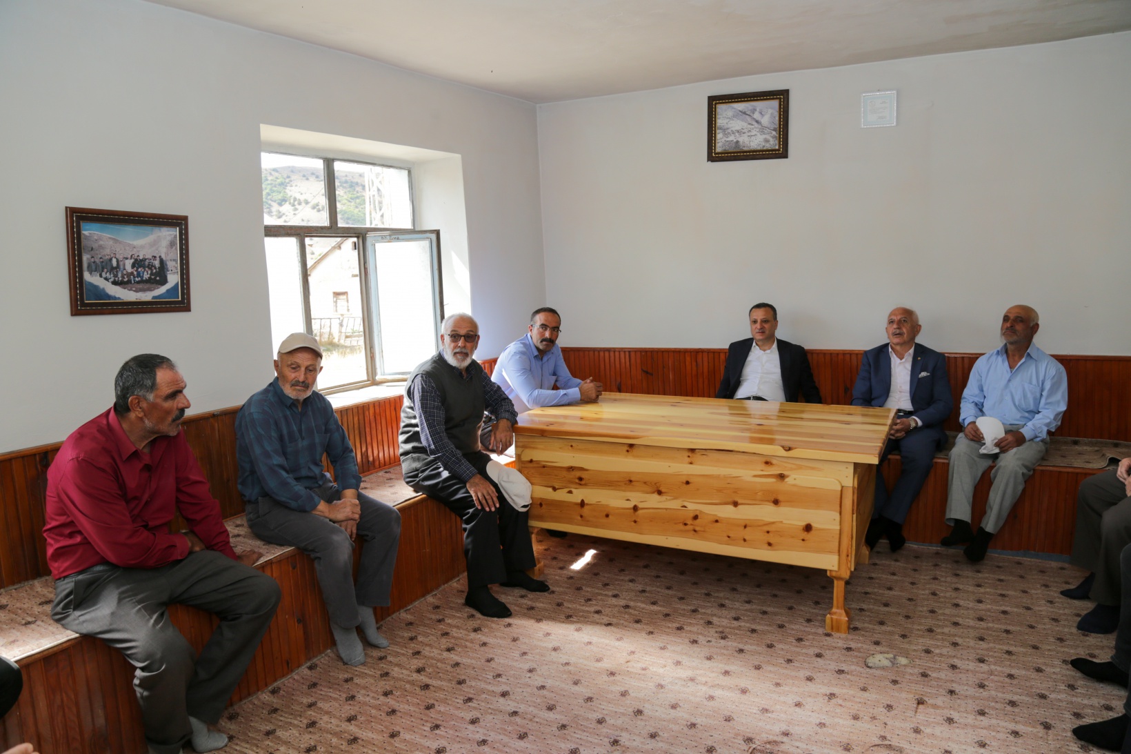 Vali Taşbilek'ten en uzak köylere ziyaret 16