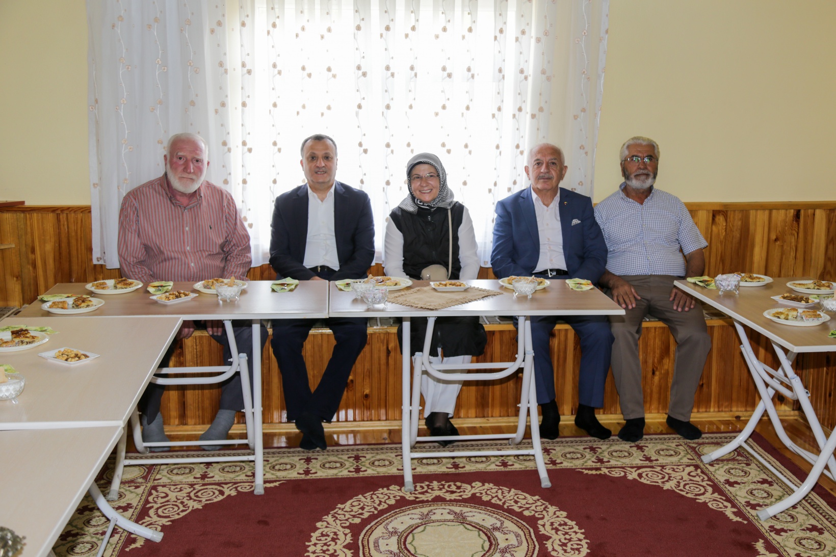 Vali Taşbilek'ten en uzak köylere ziyaret 43