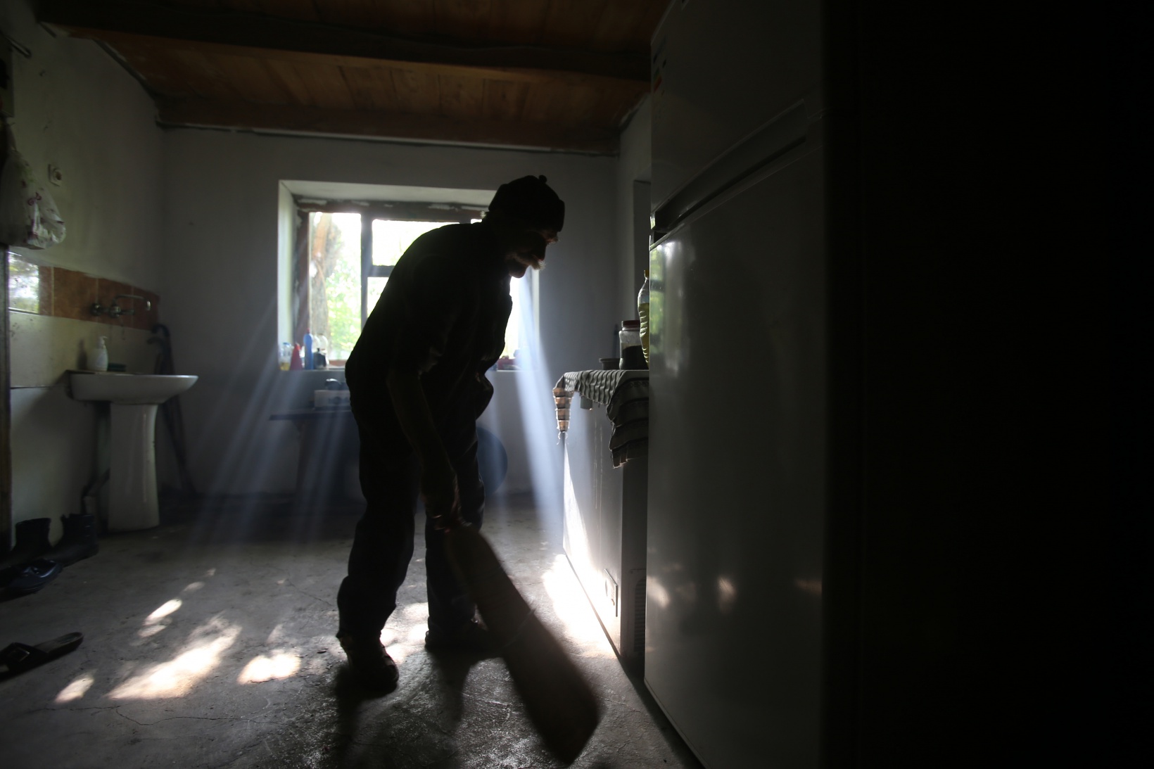 Görmeyen gözleriyle binlerce fidan yetiştirdi 1