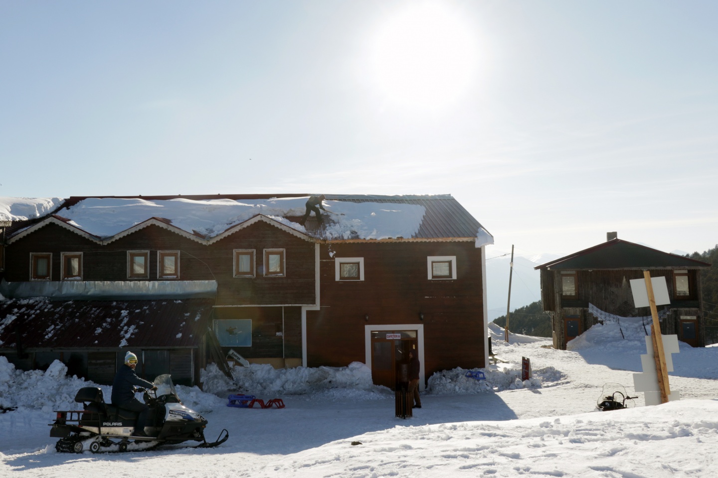 Düştüler, kalktılar yine kaydılar 11