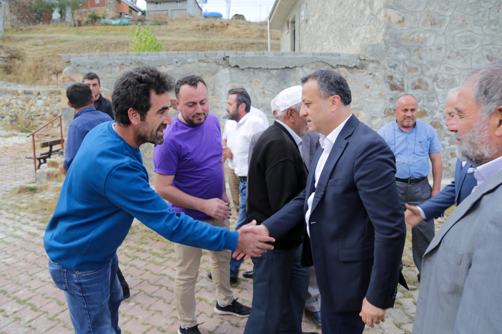 Vali Taşbilek'ten en uzak köylere ziyaret 11