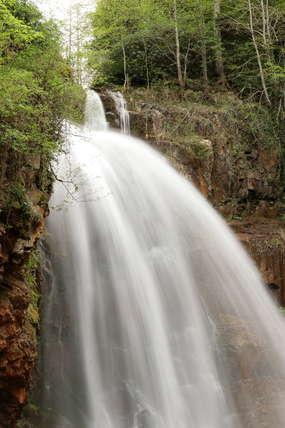 Gümüşhane'nin saklı cenneti Çağlayandibi Şelalesi baharla coştu 20