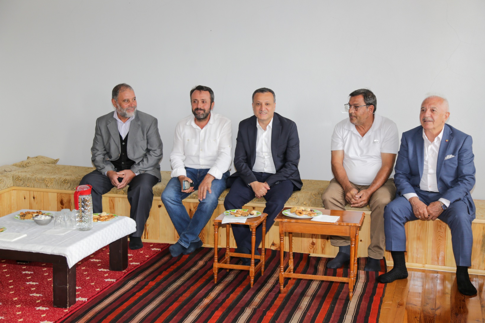 Vali Taşbilek'ten en uzak köylere ziyaret 25