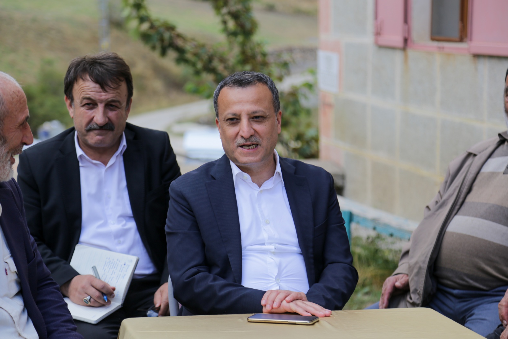 Vali Taşbilek'ten en uzak köylere ziyaret 7