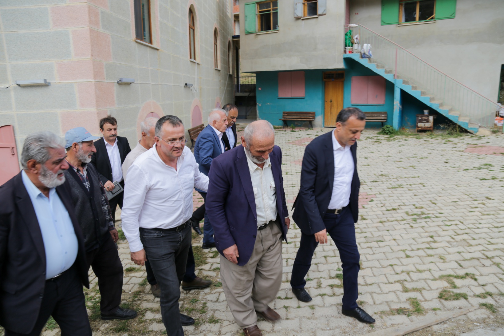 Vali Taşbilek'ten en uzak köylere ziyaret 15