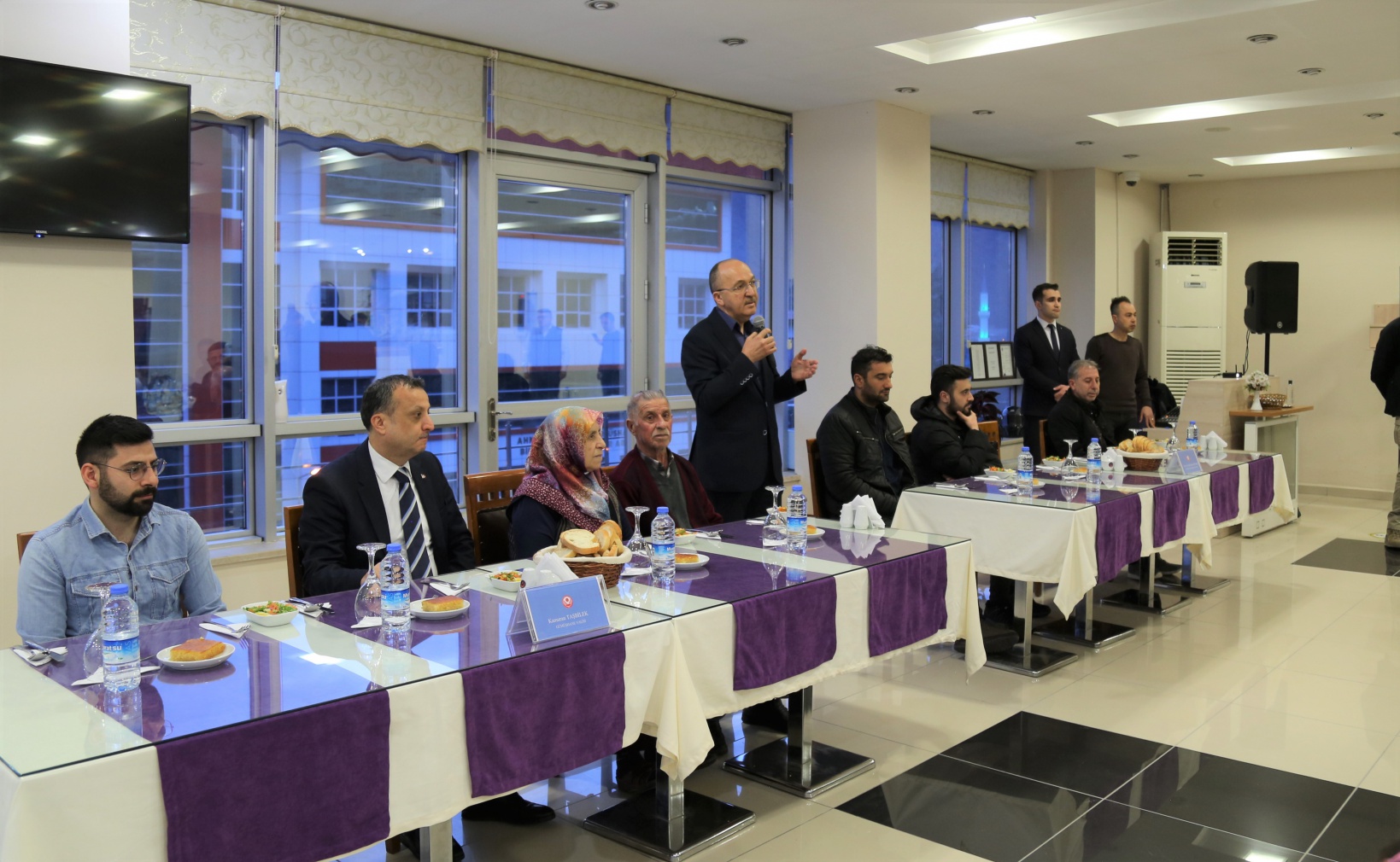 GÜ’de yardım gönüllülerine teşekkür gecesi 3