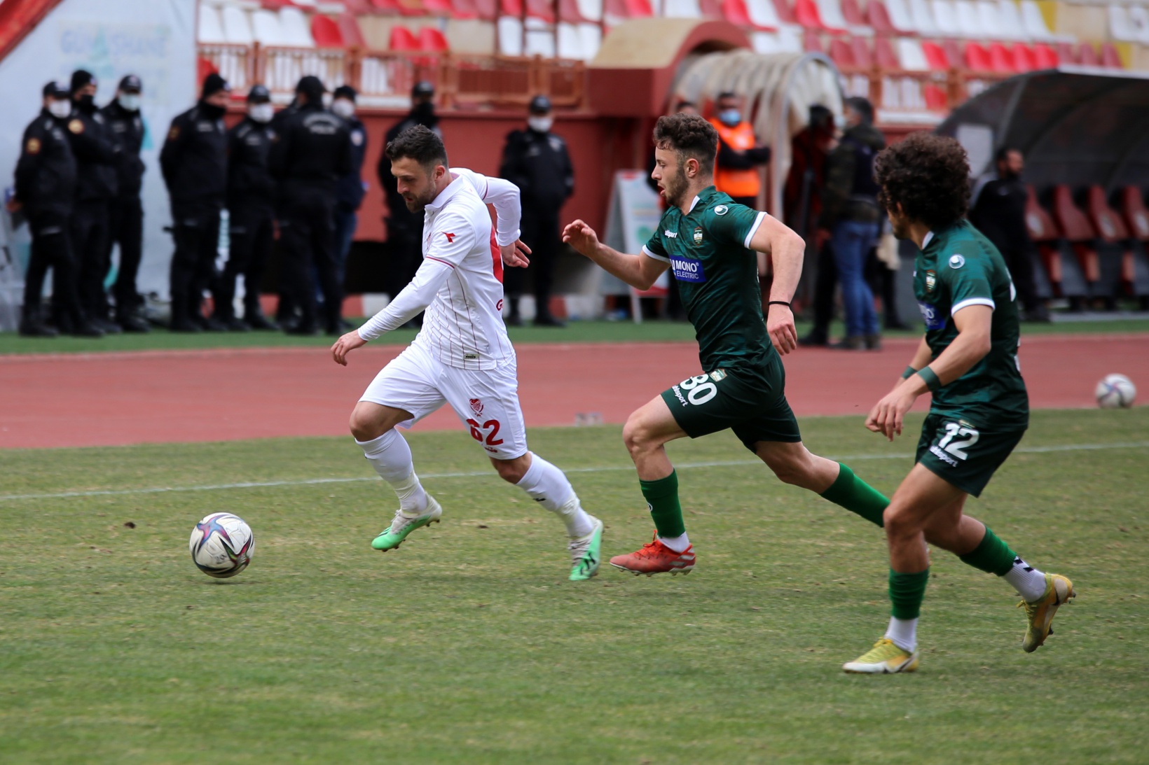 Gümüş sahasında gülemedi: 0-0 13