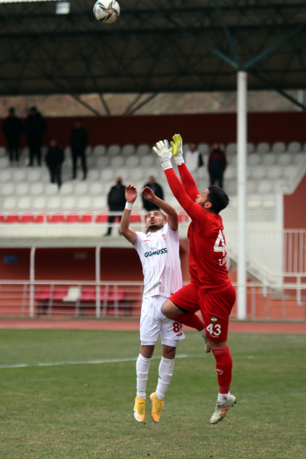Gümüş sahasında gülemedi: 0-0 14